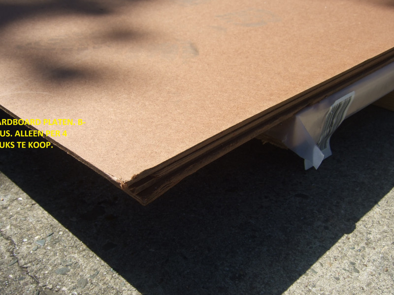 KBP10988 Hardboard plaat 3050 x 1220 x 4 mm (4 stuks per pak