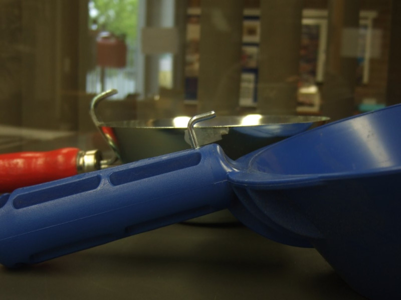 KBP11040 Scoop in ijzer of kunststof Kelders Boxmeer