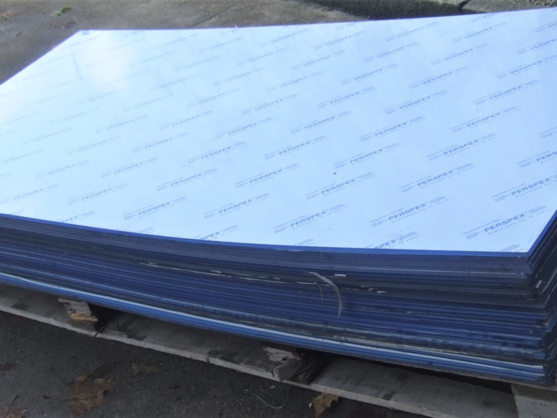 Preek Brandewijn lengte KBP-11179 Plexiglas plaat blauw helder 2030 x 1035 x 10 mm - Kelders Boxmeer
